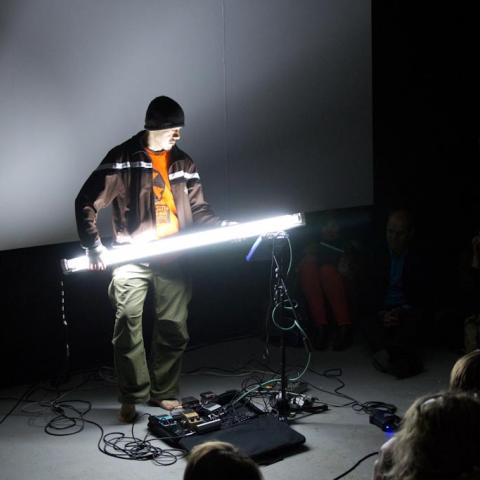 Atsuhiro Ito, <em>Optron live performance</em>, 2011
